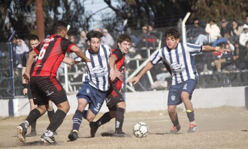 El «villa» se quedó con el clásico en el tiro del final